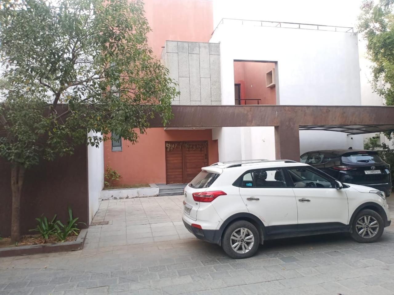 Villa-Safal Amrakunj Ahmedabad Exterior foto
